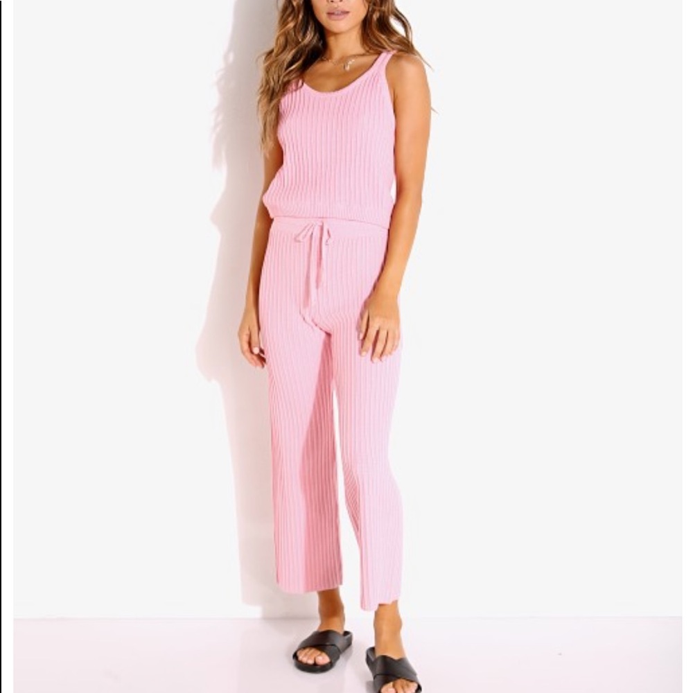 Rue Stiic set